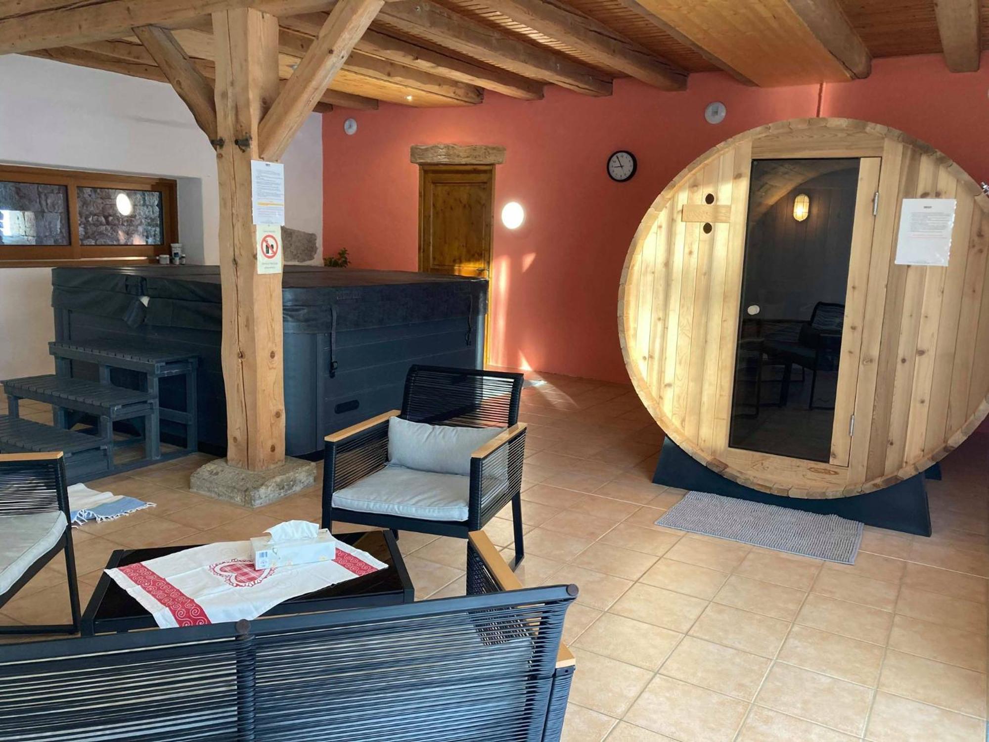 Le Moulin Des Oyes Panzió Censeau Kültér fotó